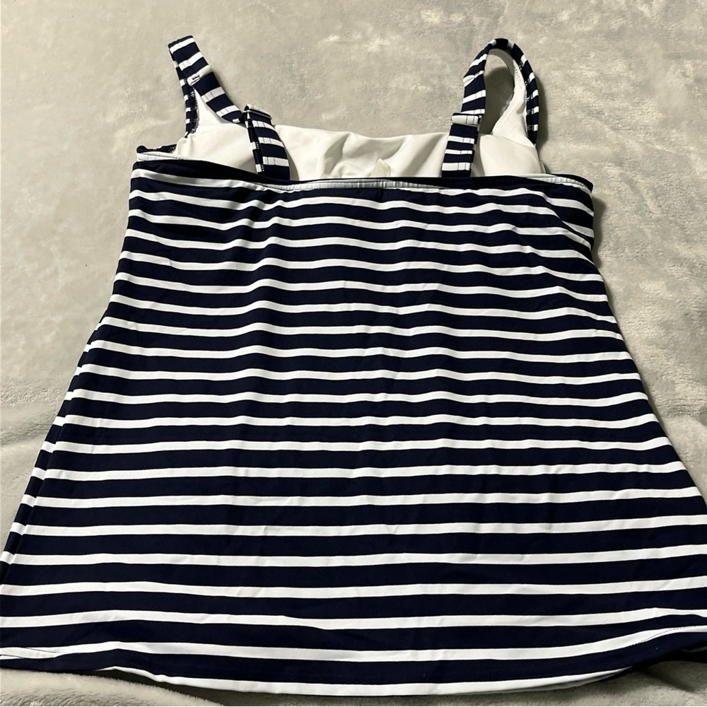 NEW Lands End Tankini Swim Top  Size 6D Blue White Striped UNDERWIRE BRA - Picture 6 of 6